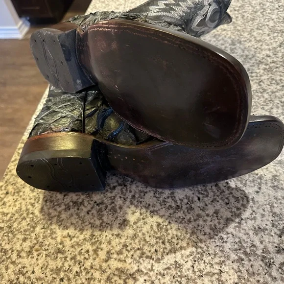 Fish boots